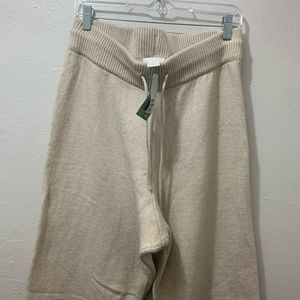 NEVER WORN KNIT PANTS